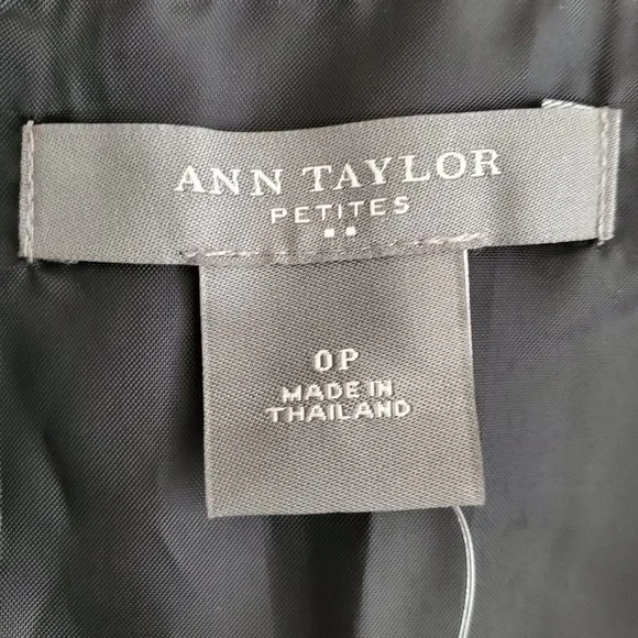 Ann Taylor Scrolling Swirls Short A-line Skirt | NWT | 0P | Black White - Picture 11 of 15